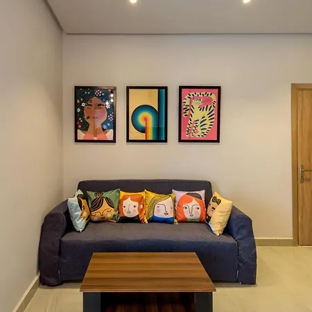 Travelholic 90 Residence Cairo Exterior photo