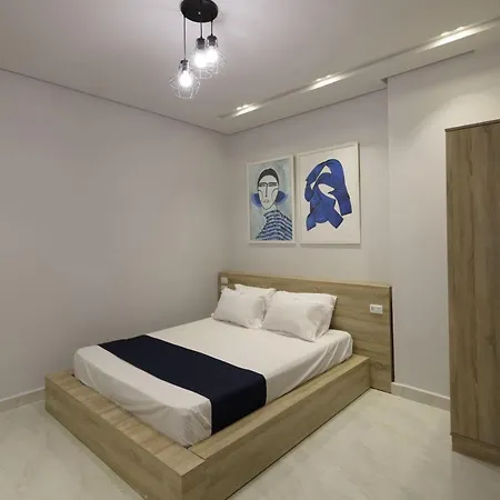Travelholic 90 Residence Cairo Exterior photo
