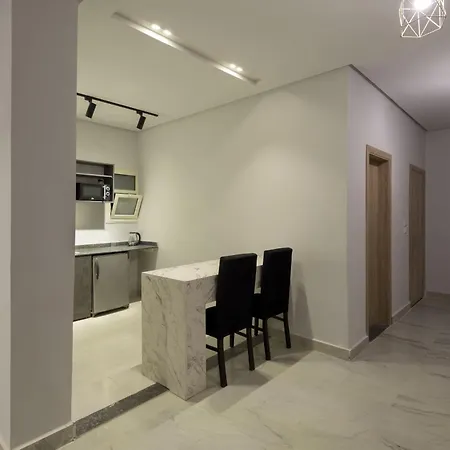 Travelholic 90 Residence Cairo Exterior photo
