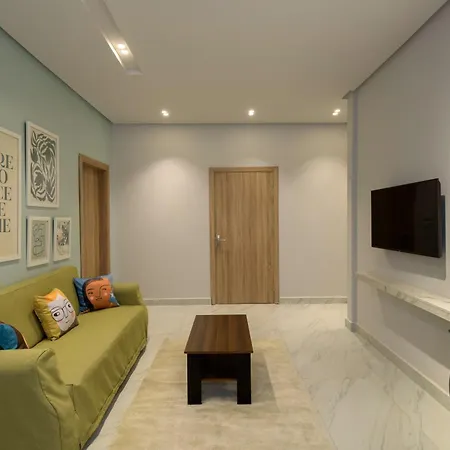 Travelholic 90 Residence Cairo Exterior photo