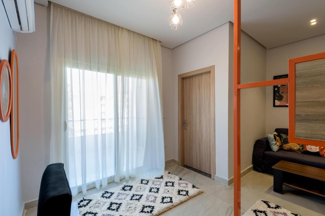 Travelholic 90 Apartment *