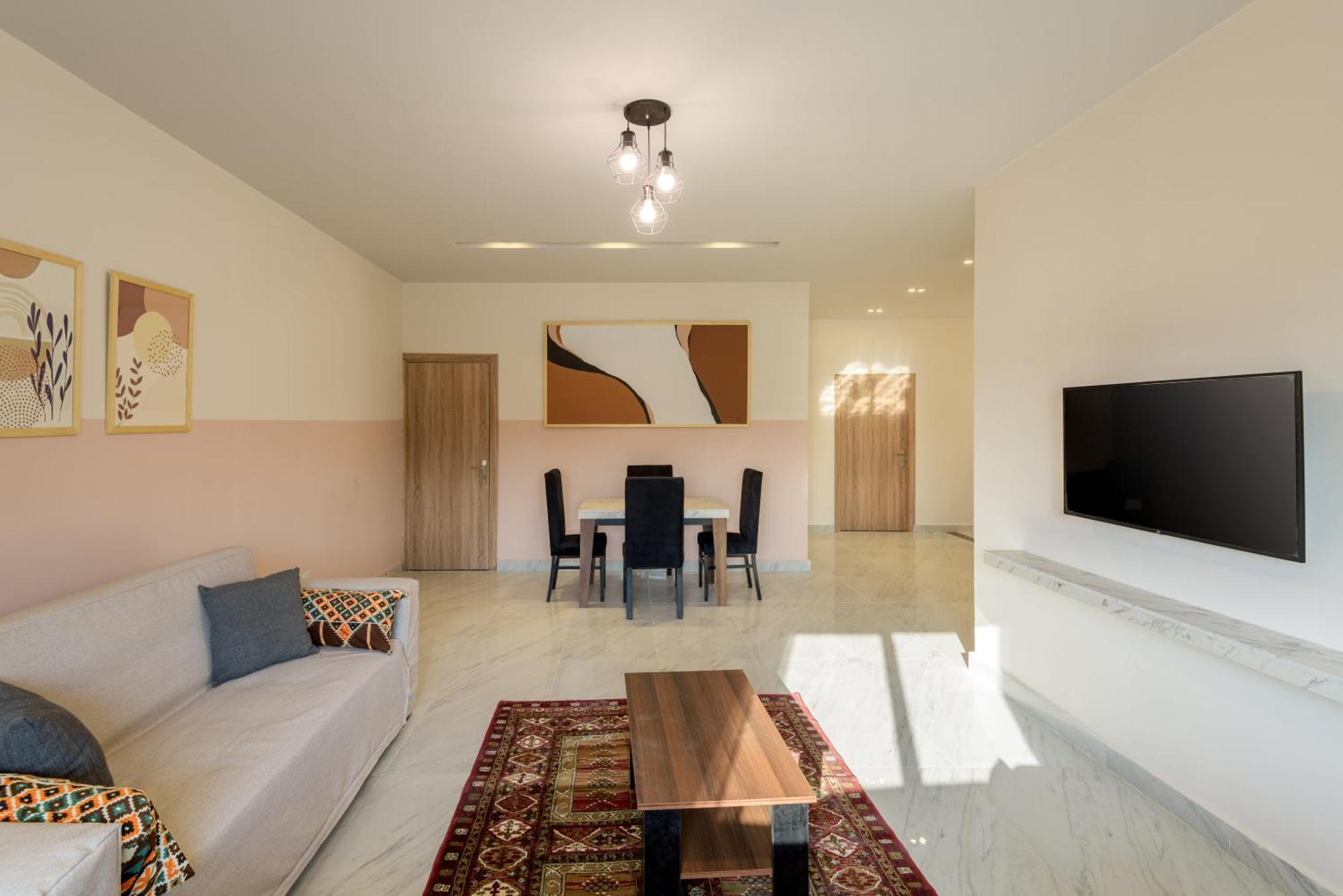 Travelholic 90 Apartment Cairo