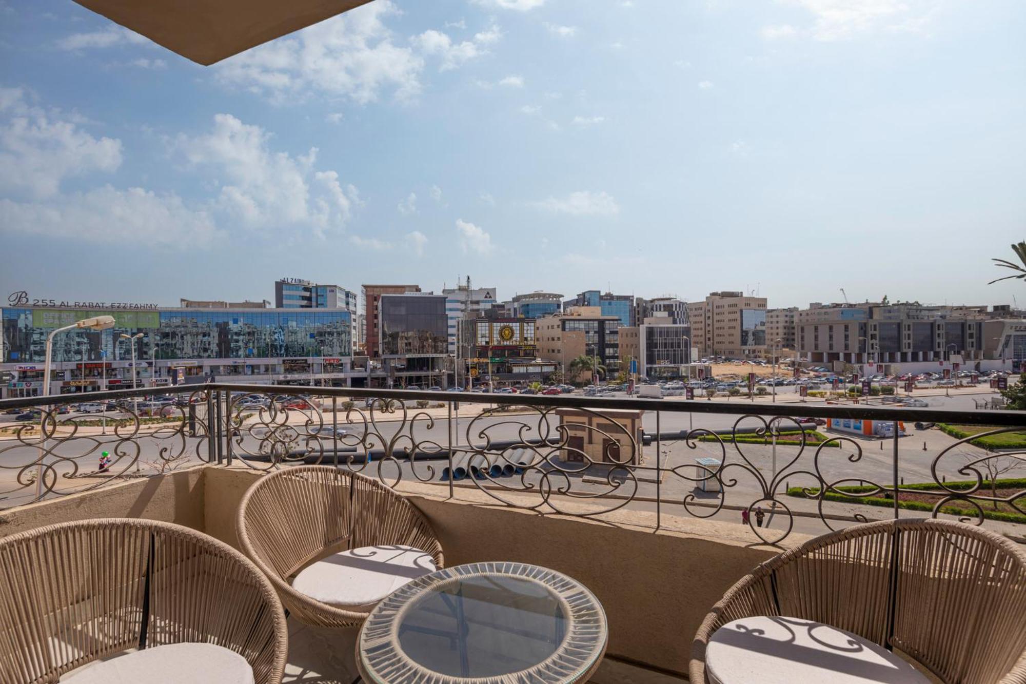 Apartment Travelholic 90 *