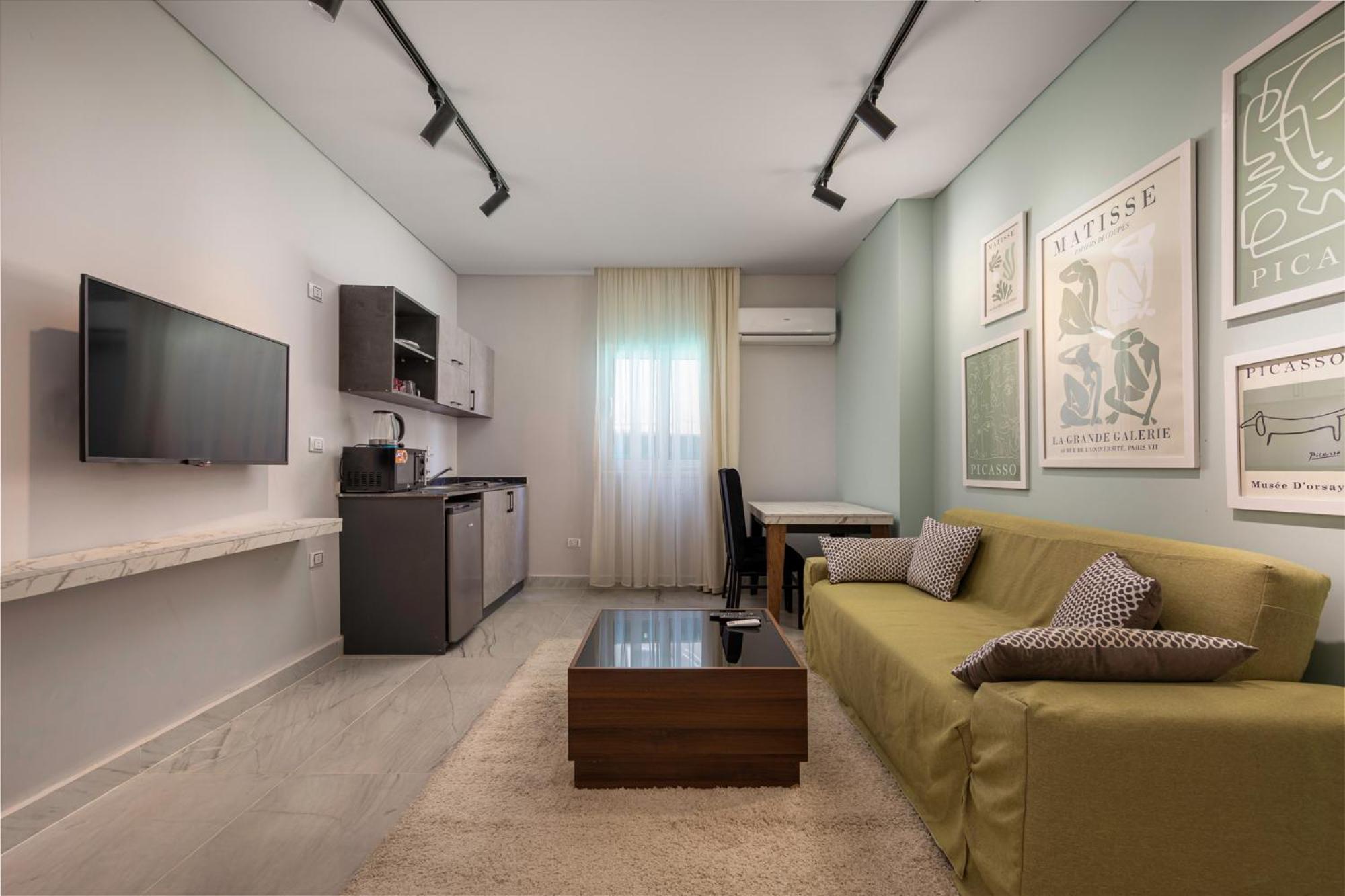 Apartment Travelholic 90