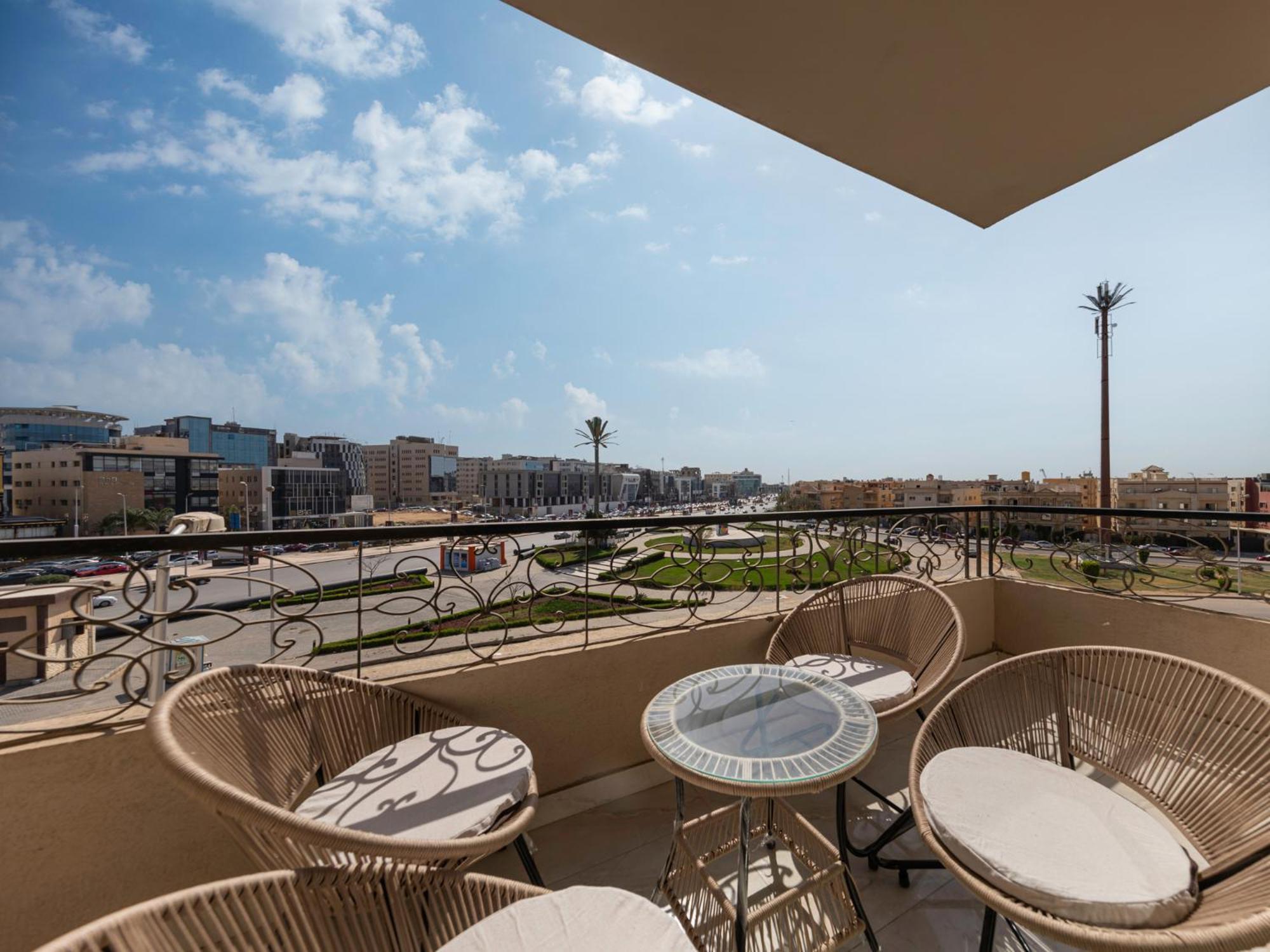 Apartment Travelholic 90 *